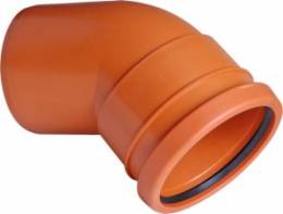 Lauko kanaliz. PVC alkūnė 110/67°
